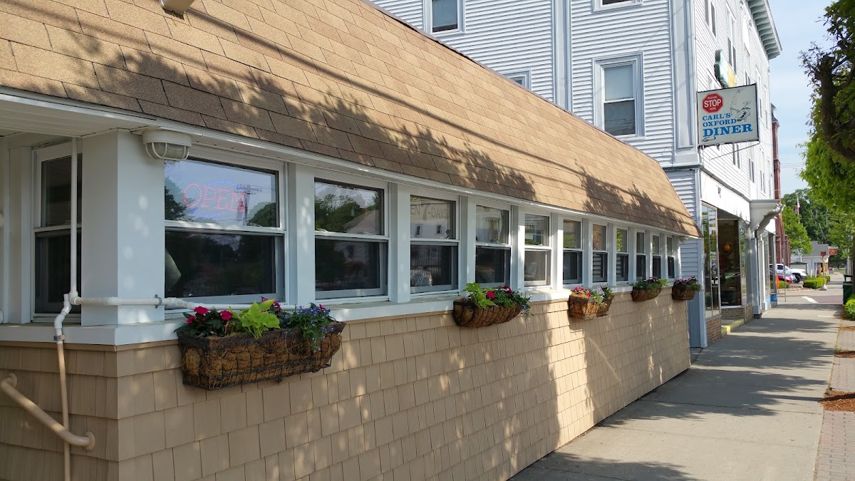 Carl's Oxford Diner